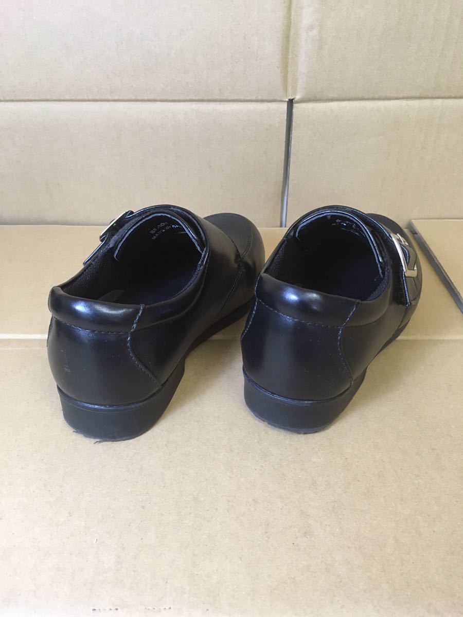 男の子用 18 5センチ 黒 ステージ シューズ お洒落靴 ピアノ 発表会 卒業式 卒園式 18cm 売買されたオークション情報 Yahooの商品情報をアーカイブ公開 オークファン Aucfan Com