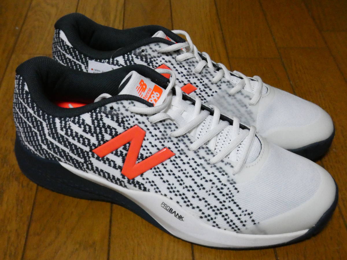 ○YONEX○パワークッションソニケージMGC○WHITE/BLACK○27.5 