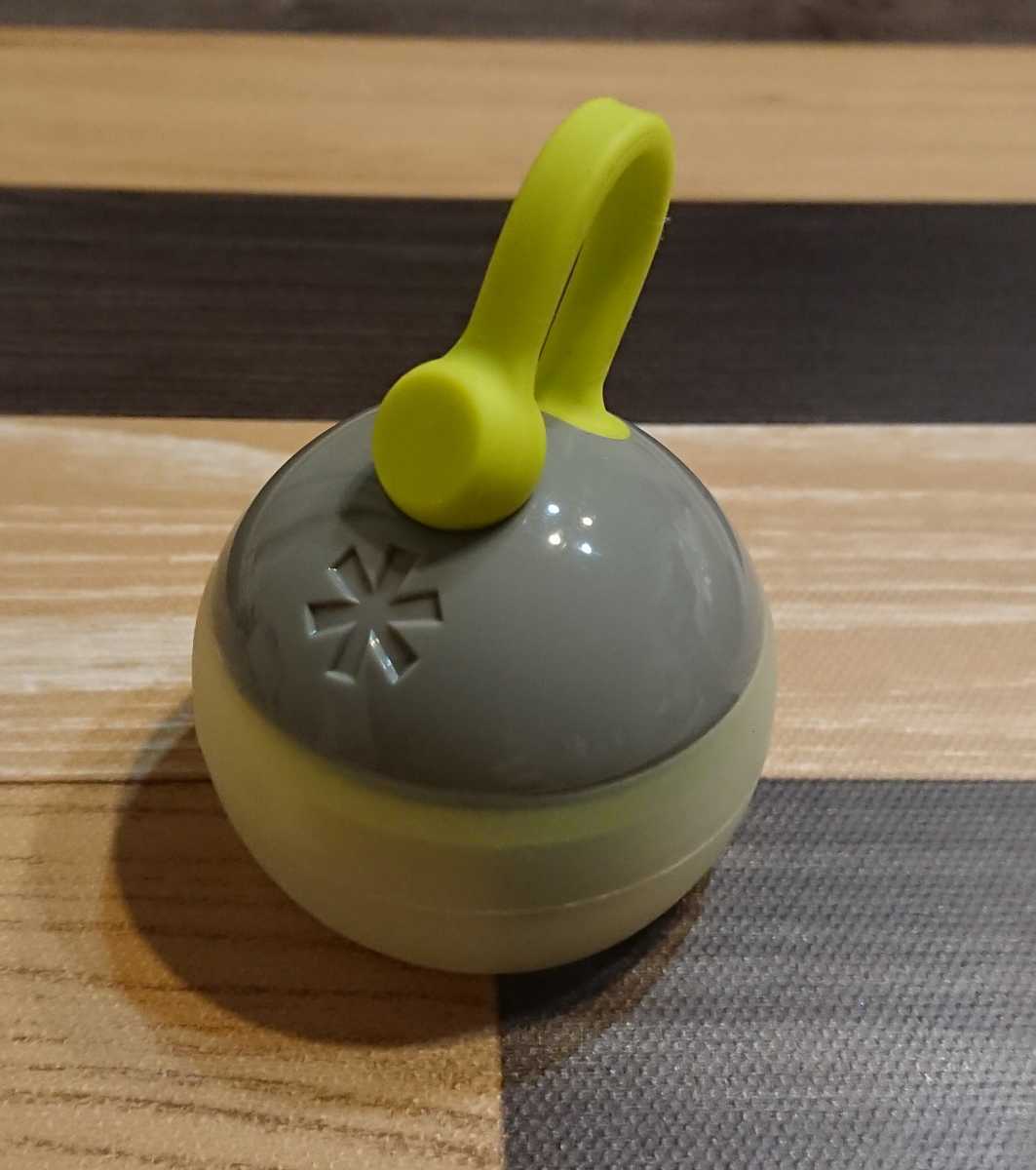  スノーピーク snowpeak たねほおずき 廃盤カラー(LED)｜売買されたオークション情報、yahooの商品情報をアーカイブ公開 - オークファン 電池式、バッテリーランタン