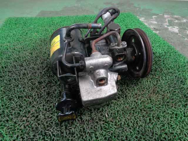 FC3S RX-7 パワステポンプ