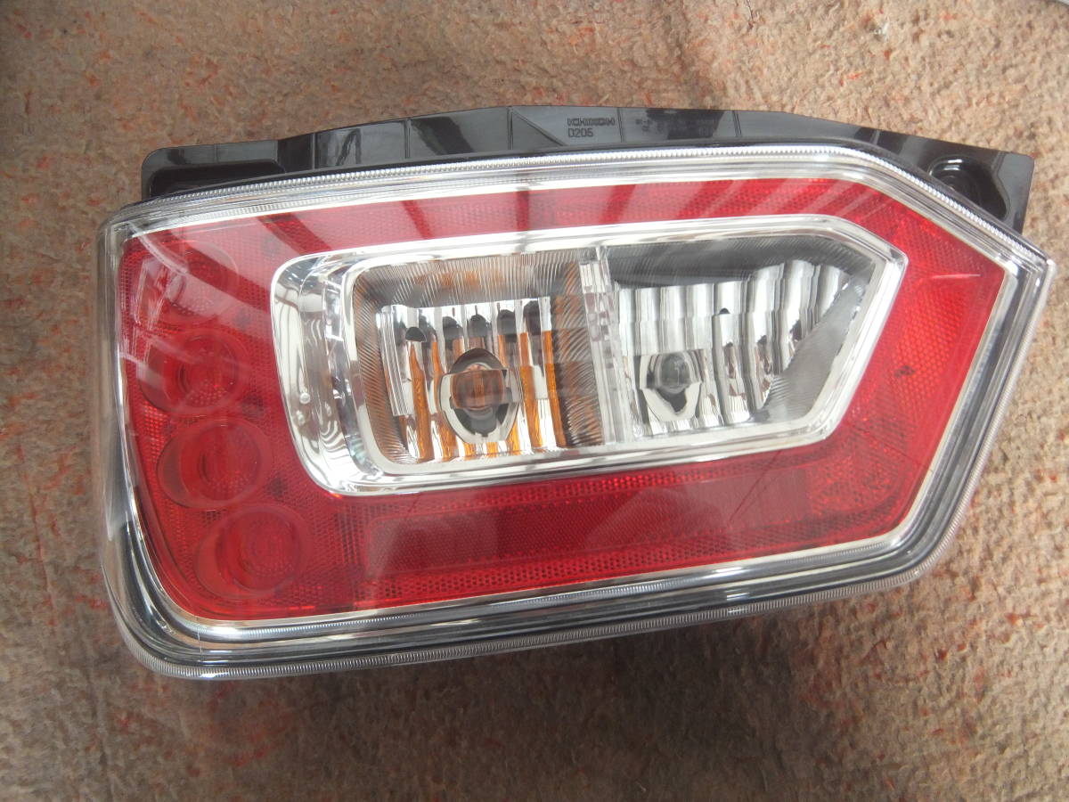 ワゴンR MH55S) 左 テールランプ 35604-63R01 スズキ用 自動車メーカー