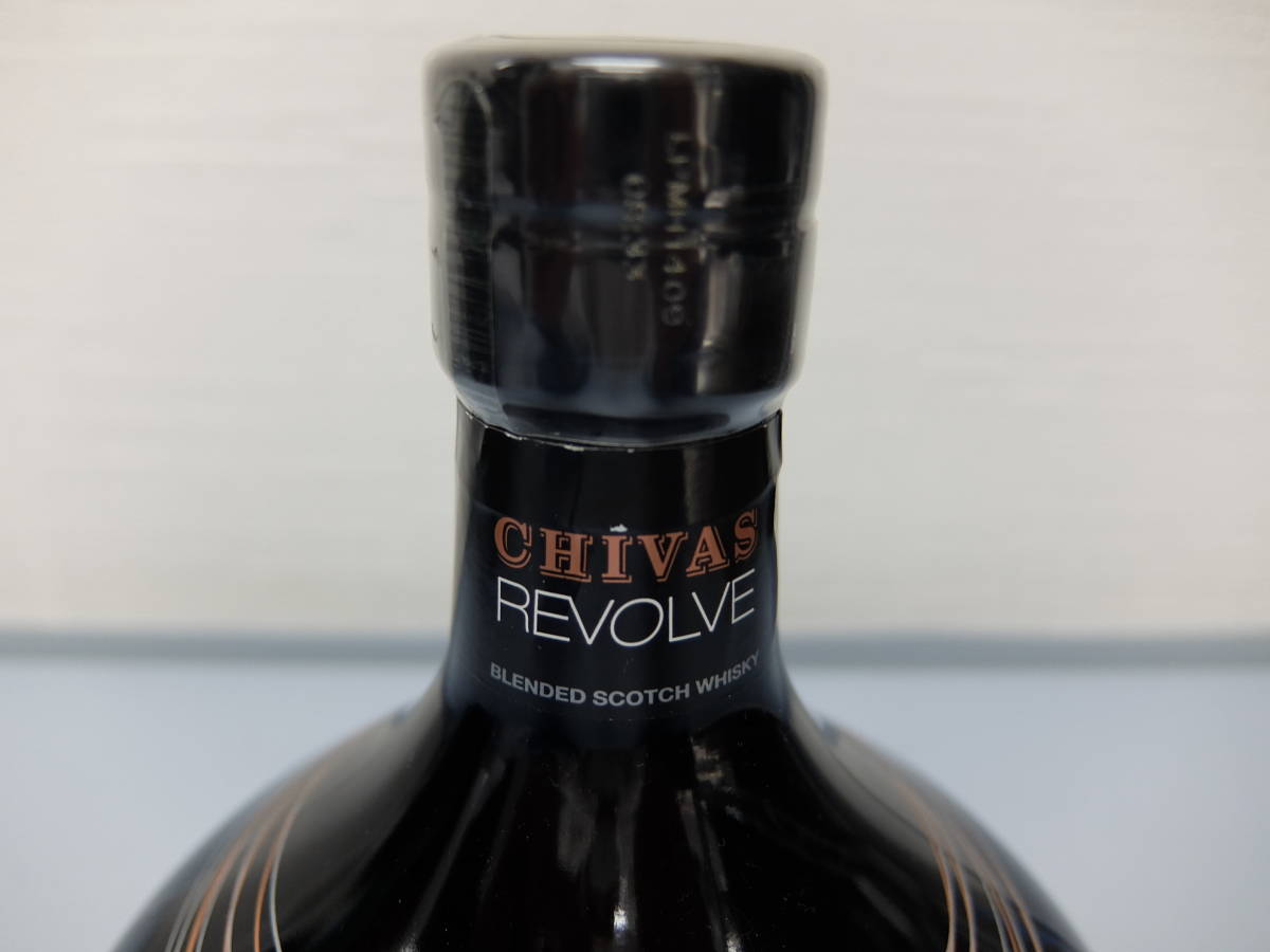 未開栓】CHIVAS REVOLVE シーバス リボルブ ウイスキー 750ml 40％【同