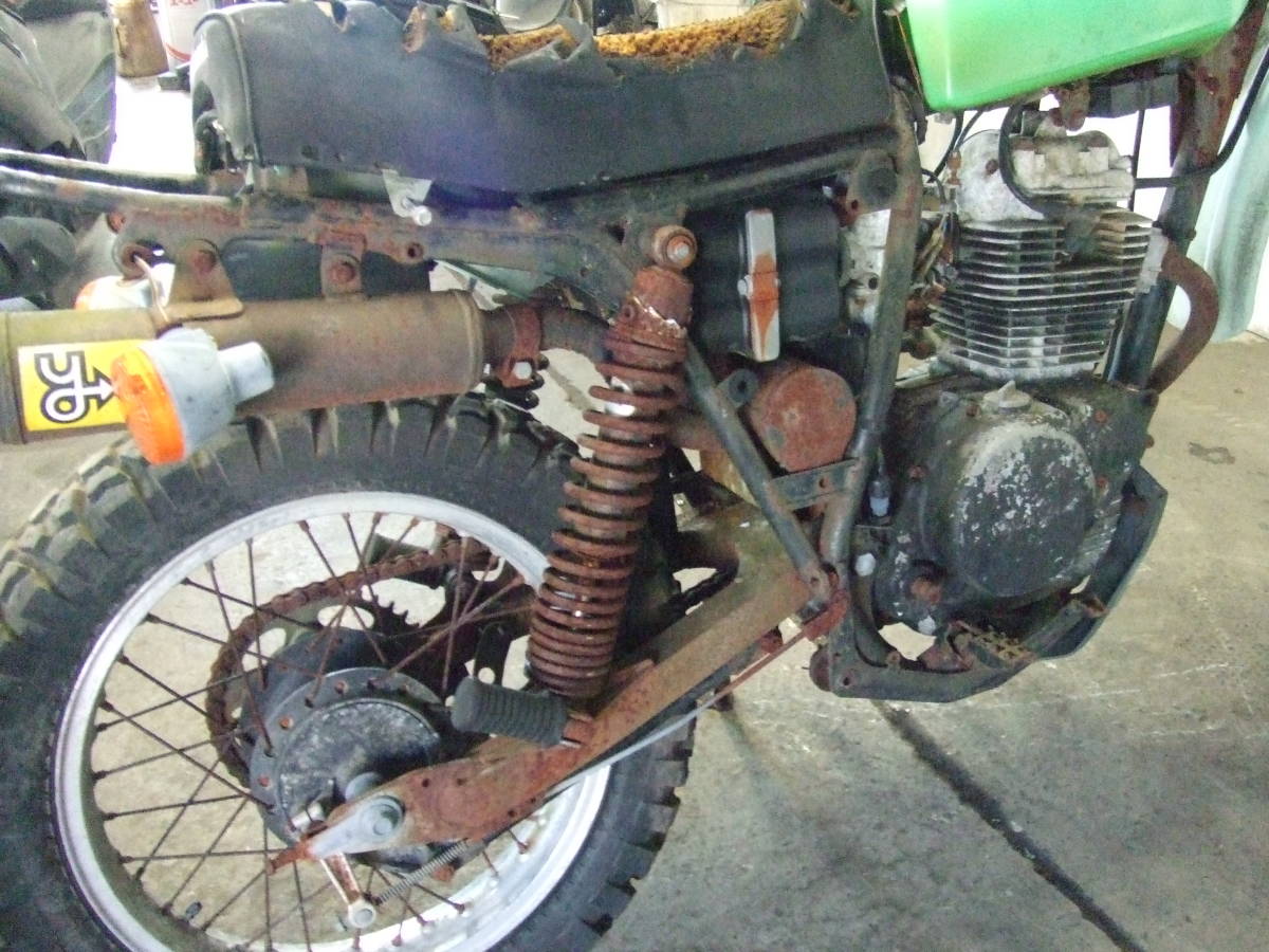 カワサキ KAWASAKI KL250 書類無し 売り切り 未整備 エンジン始動確認 