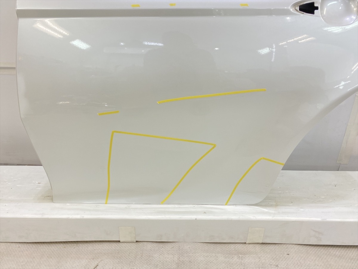 AXVH70 カムリ Yahoo!オークション トヨタ／カムリ トヨタ シルバー