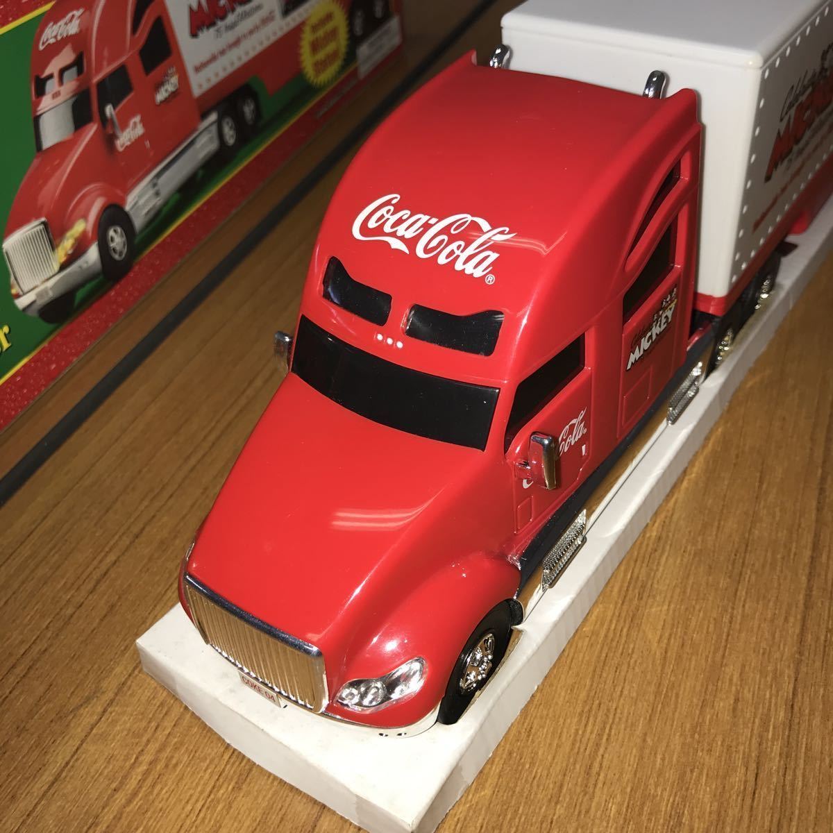 絶版☆コカコーラ ディズニー コラボ ミッキーマウス トラック