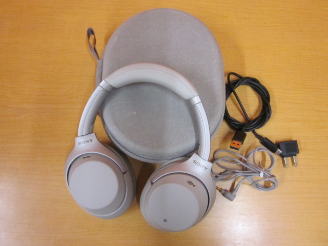 10093REZ◆SONY ワイヤレス ヘッドホン WH-1000X M3 プラチナシルバー ケース付属品付き/Bluetooth◆中古