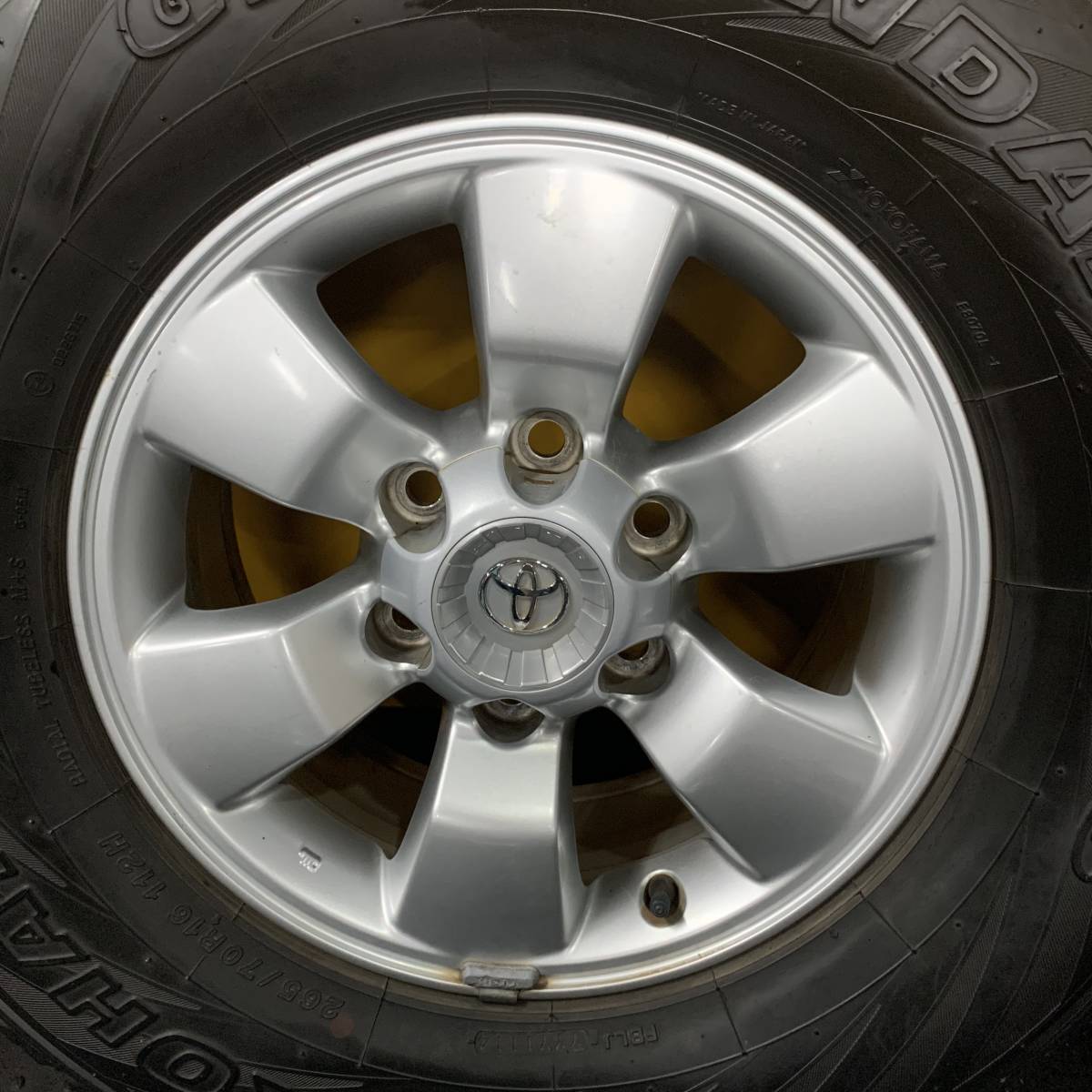 265/70R16・ハイラックスサーフ用・純正アルミホイール&サマータイヤセット 激安】 トヨタ サーフ 純正 265/70R16 7J+30 PCD139.7 6穴