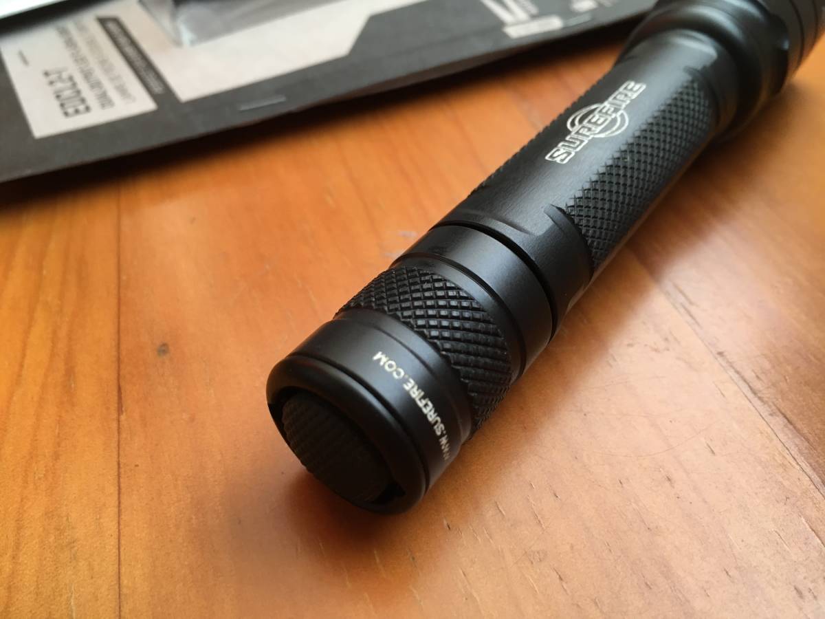 EDCL2-T SureFire Flashlight SUREFIRE LED Everyday Carry | Dual-Output アカリ シュアファイア : フラッシュライト – - ビックカメラ.com