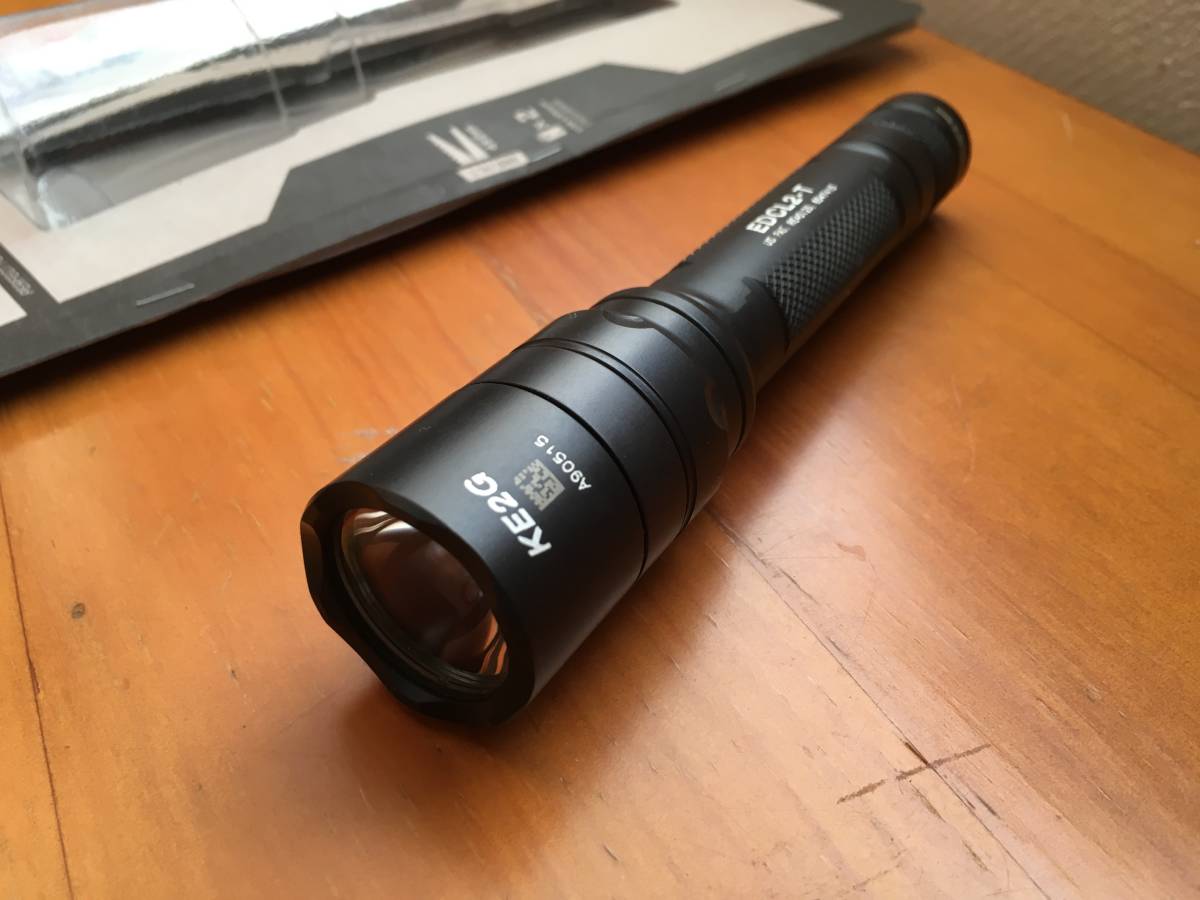 EDCL2-T SureFire Flashlight SUREFIRE LED Everyday Carry | Dual-Output アカリ シュアファイア : フラッシュライト – - ビックカメラ.com