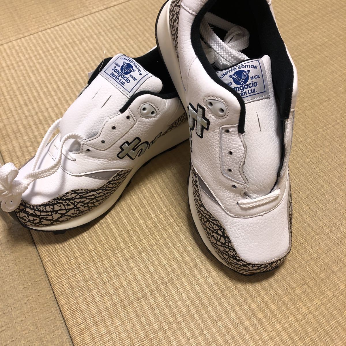 t705663478.4