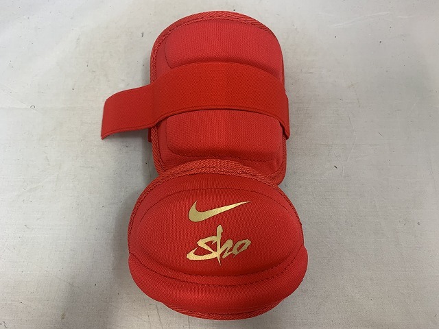 大人気，大得価 横浜DeNAベイスターズ #4 荒波翔 支給品 実使用 エルボーガード NIKE 防具 プロ実使用品(実使用、サイン入り)｜売買されたオークション情報、yahooの商品情報をアーカイブ公開 - オークファン 記念ユニフォーム