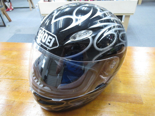 【大得価，定番】 SHOEIのヘルメット Z-4 XLサイズ ニンジャ250.YZFR25.CB400F.VTR250乗りに(Lサイズ)｜売買されたオークション情報、yahooの商品情報をアーカイブ公開 - オークファン フルフェイス（オンロード用）