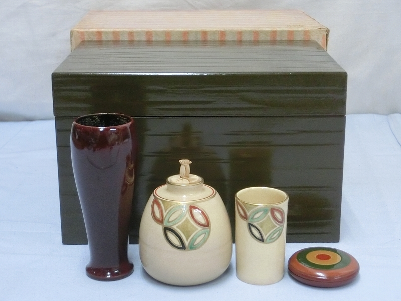 M386茶箱『溜塗』『利休形』『茶碗棗香合茶筅茶杓振出 M386茶箱『溜塗』『利休形』『茶碗棗香合茶筅茶杓振出