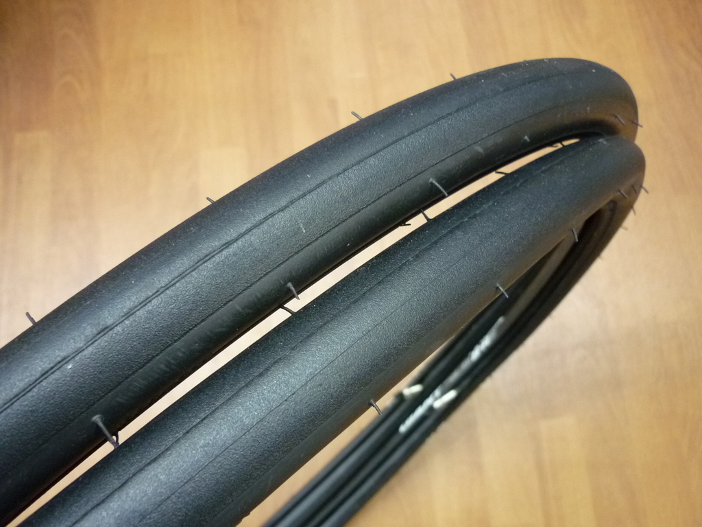 700x28C GIANT S-R3 2本セット チューブ付き 未走行品 【公式通販】