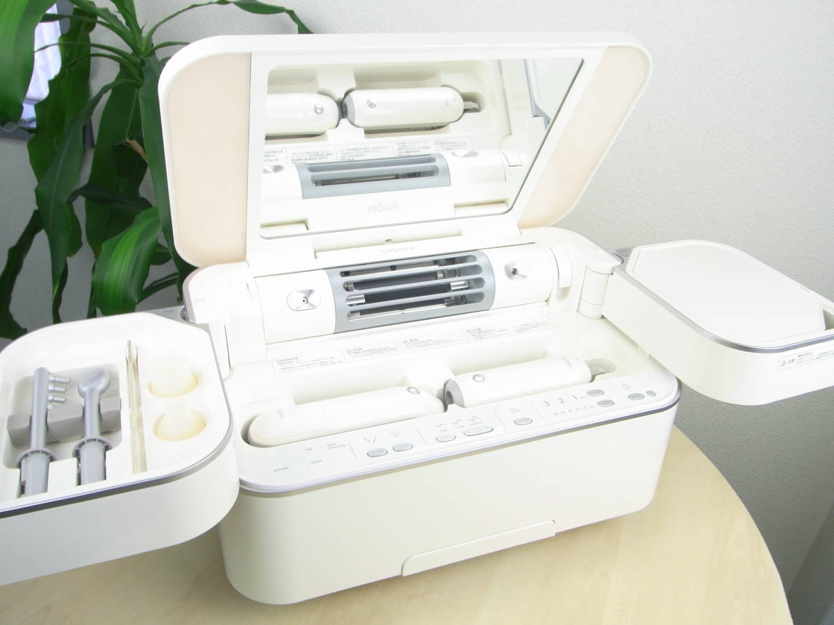美容家電 saqina サキナ ビジュー 美顔器 ホームエステマシン スチーム