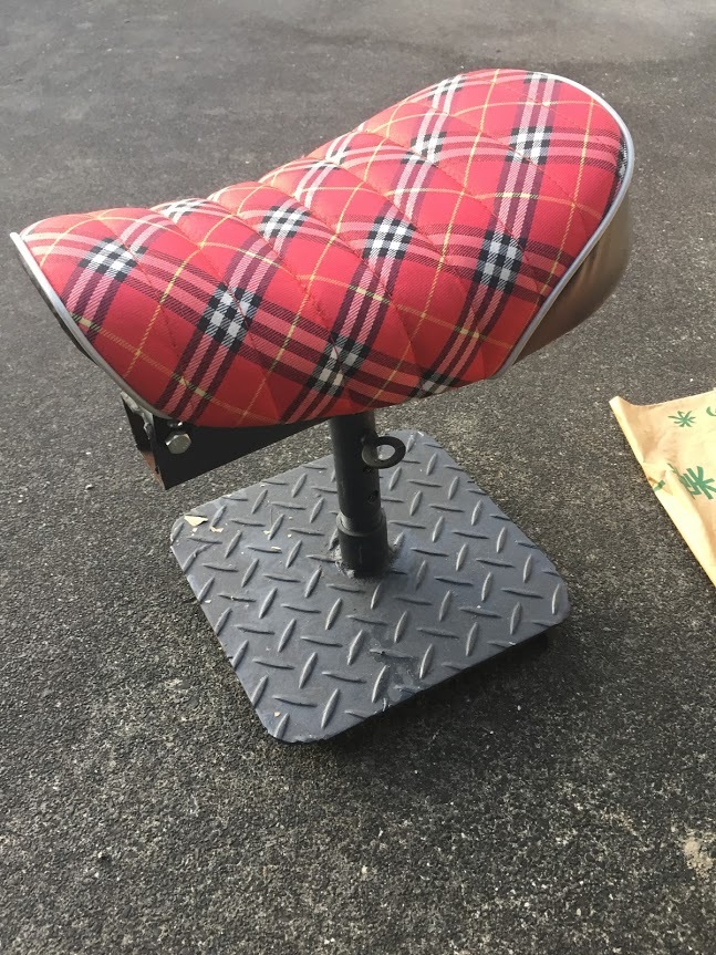 モンキー　社外チェックシート流用　　作業椅子_1