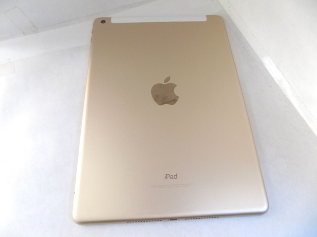 APPLE ジャンク品 DOCOMO iPad Air 3rd Gen 256 GB Silver D ジャンク