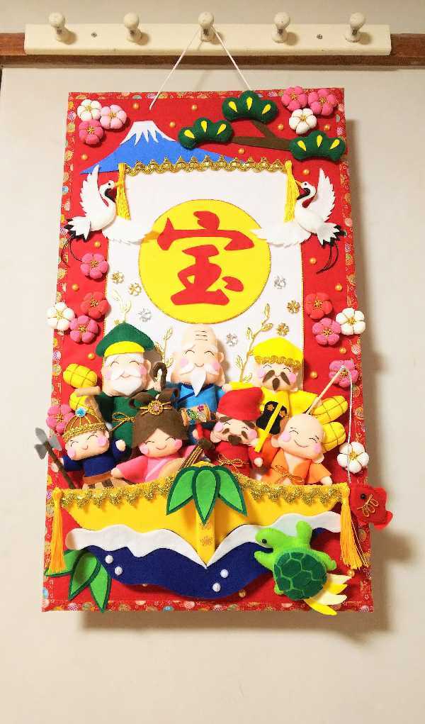 petit chaleur*ハンドメイド*フェルト*リース*タペストリー* 七福神
