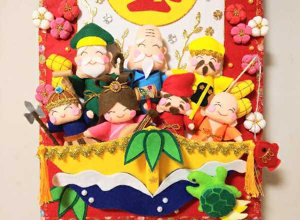petit chaleur*ハンドメイド*フェルト*リース*タペストリー* 七福神