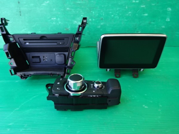 驚きの破格値，100%新品 マツダ デミオ DJ3 DJ5 純正 ナビ カーナビ マルチモニター ナビユニット コントローラー スイッチ(マツダ)｜売買されたオークション情報、yahooの商品情報をアーカイブ公開 - オークファン マツダ