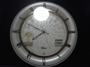 Disney 掛け時計のヤフオク の相場 価格を見る ヤフオク のdisney 掛け時計のオークション売買情報は14件が掲載されています