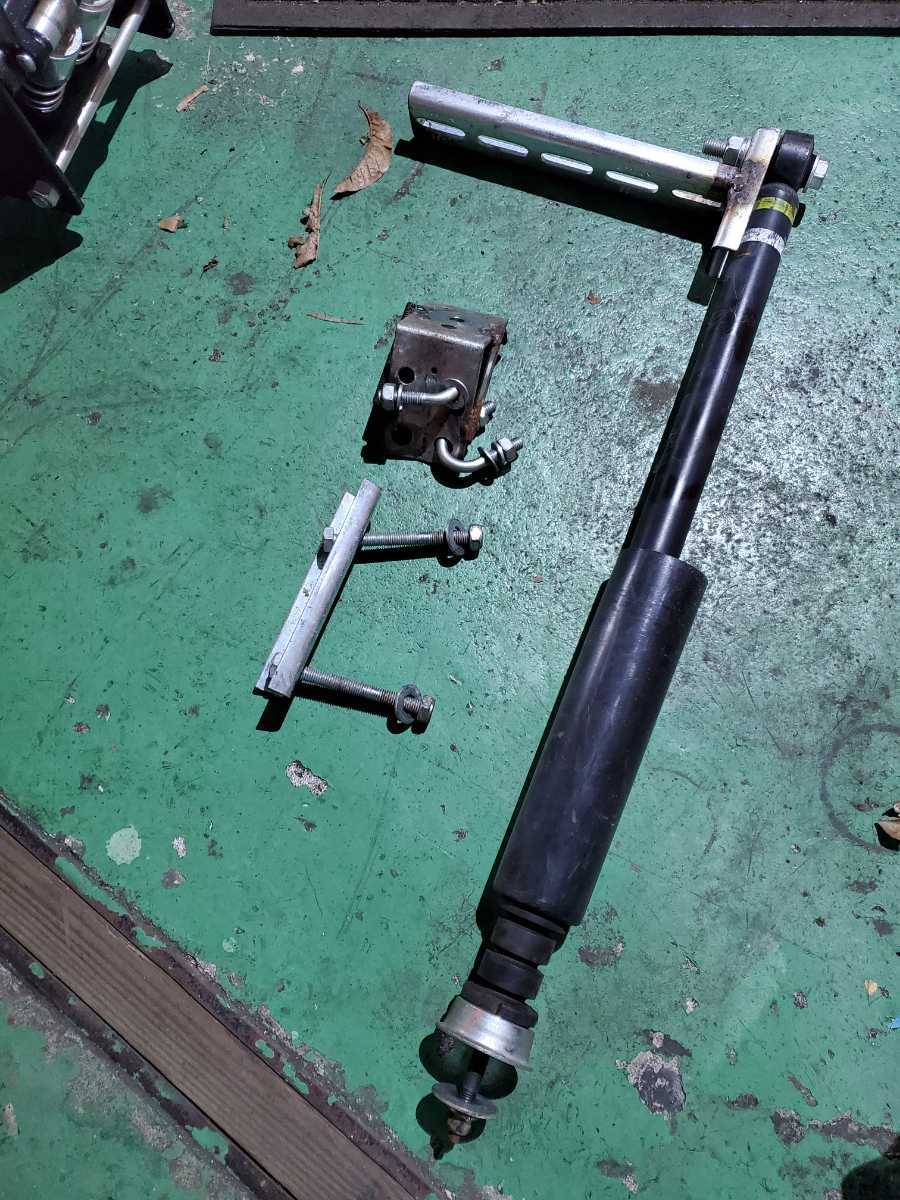  ジムニー JB23W ステアリング強化 ワンオフ カスタム ステアリングダンパー(ステアリング、ハンドル関連用品)｜売買されたオークション情報、yahooの商品情報をアーカイブ公開 - オークファ スズキ用