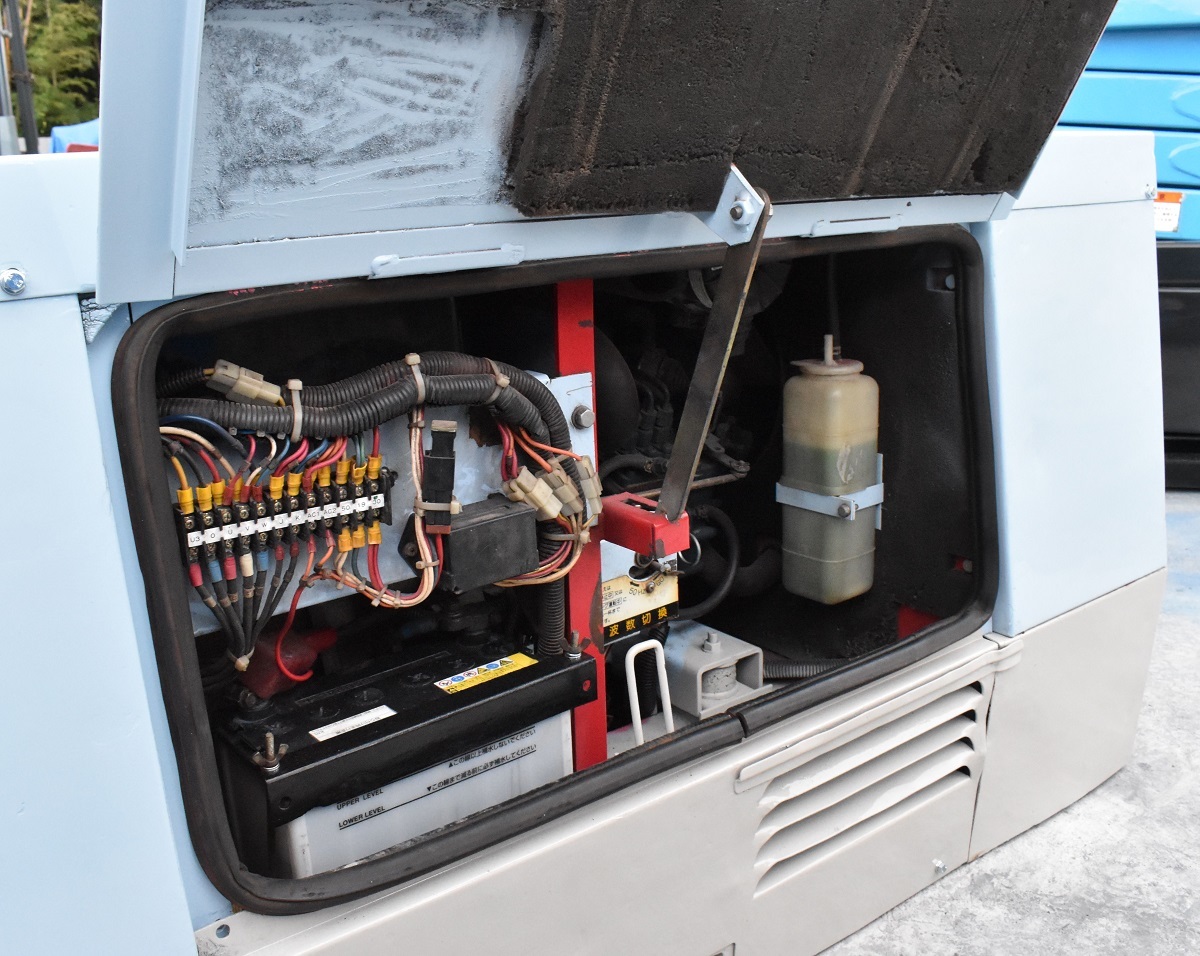 デンヨー 防音型エンジン溶接・発電機 Denyo TLW-300SSK - 防音型 
