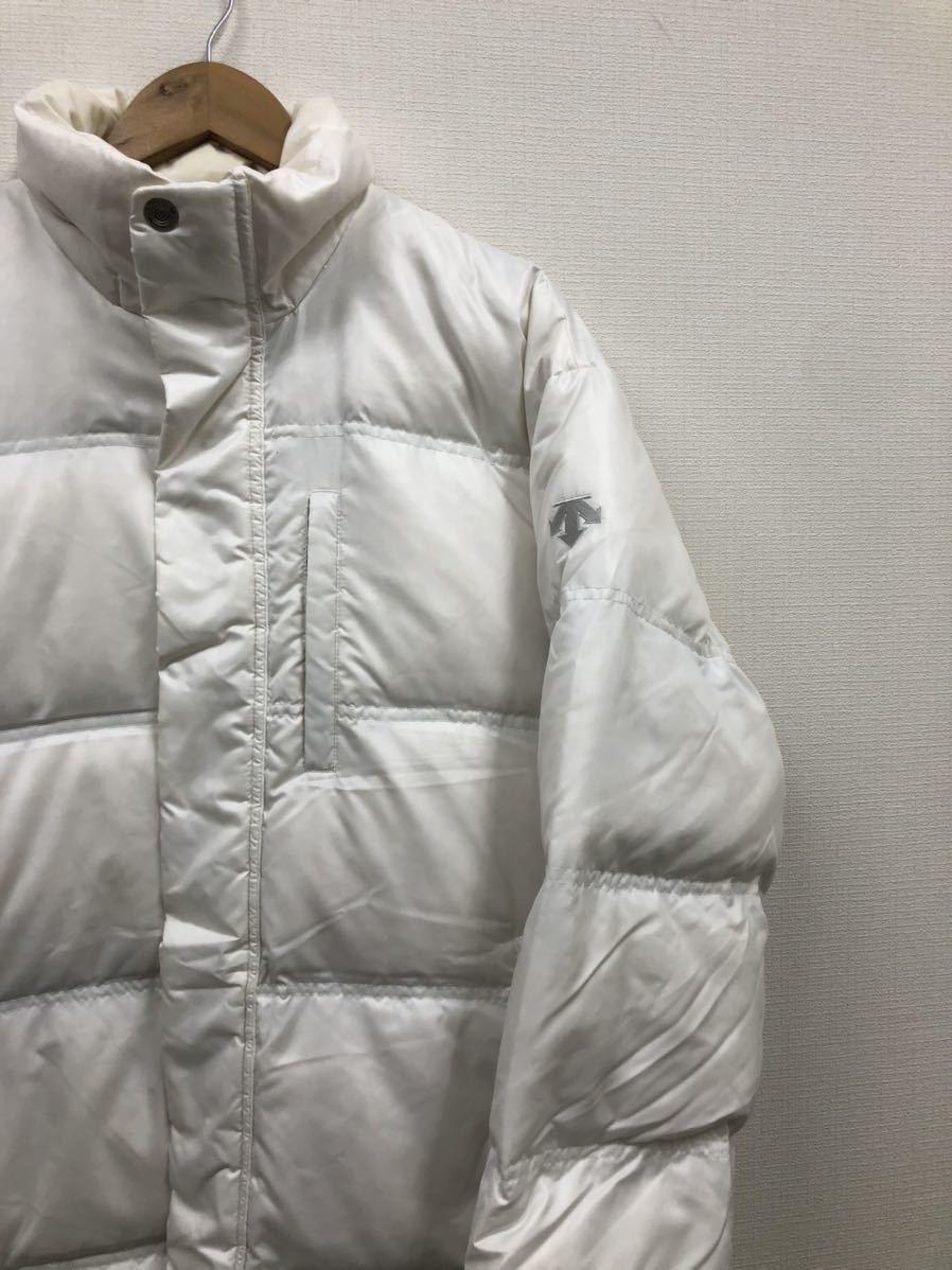 Descent デサント メンズ アウター ダウンコート ダウンジャケット ロング丈 白 Mサイズ ジップアップ ベンチコート スポーツブランド Mサイズ 売買されたオークション情報 Yahooの商品情報をアーカイブ公開 オークファン Aucfan Com
