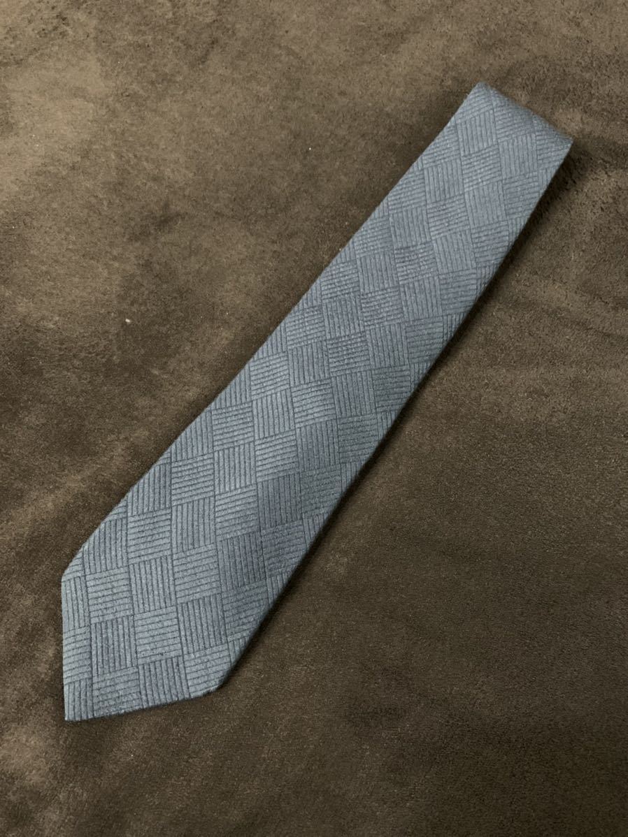 限定セール，正規品 GIORGIO ARMANI ジョルジオアルマーニ イタリア製 ブランドネクタイ(ネクタイ)｜売買されたオークション情報、yahooの商品情報をアーカイブ公開 - オークファン 服飾小物