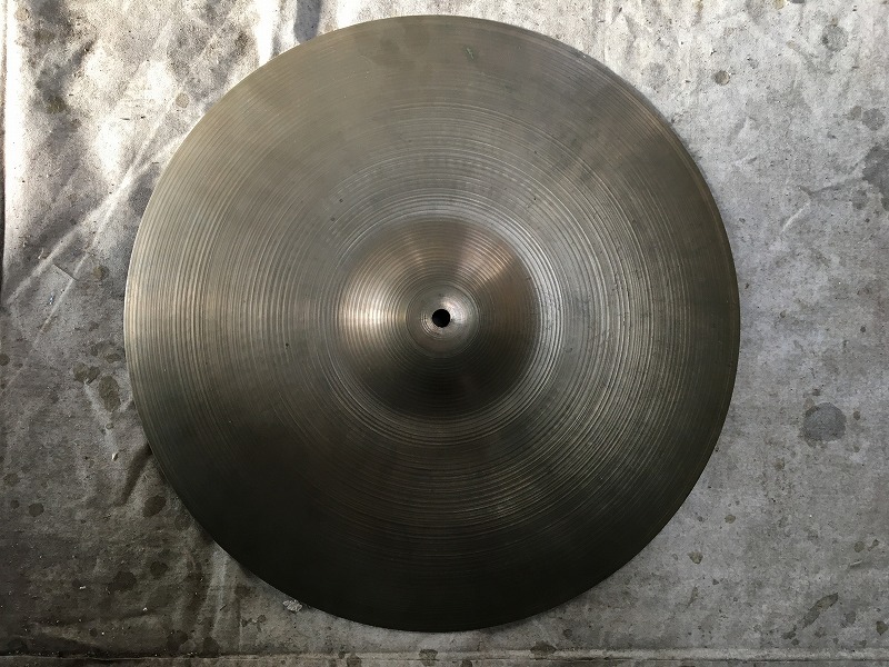  ジルジャン70年代 ZILDJAN 70ｓ 18インチ ミディアムクラッシュ(シンバル)｜売買されたオークション情報、yahooの商品情報をアーカイブ公開 - オークファン シンバル