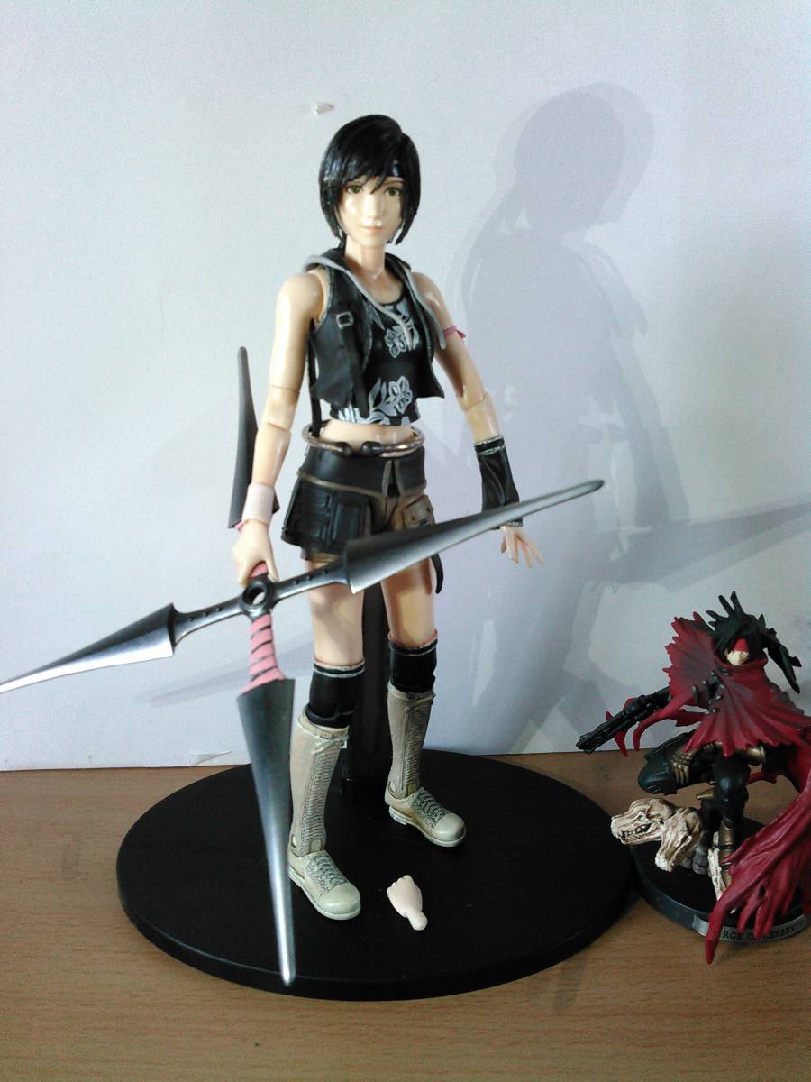 プレイアーツ改 FF7 ユフィ フィギュア AC アドベントチルドレン 美女
