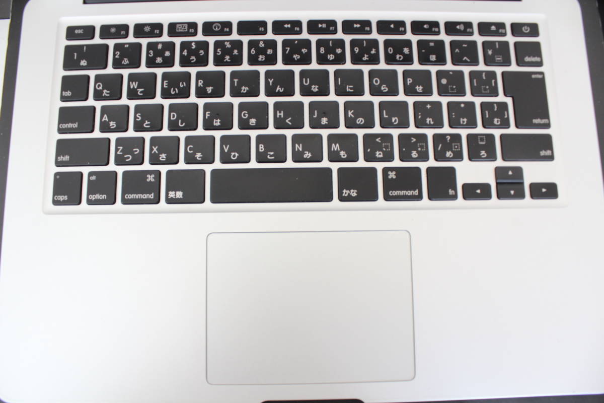 ジャンク Apple Macbook Air MC503J/A 2010 13.3インチ/メモリ2GB