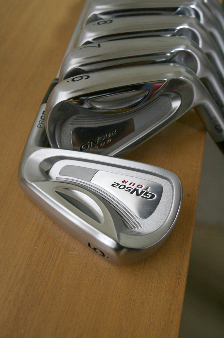 HOT，限定SALE プロギア PRGR GN502 TOUR FORGED 軟鉄 SPECSTEEL100 M43 5 PW 6本(プロギア)｜売買されたオークション情報、yahooの商品情報をアーカイブ公開 - オークファン 男性右きき用