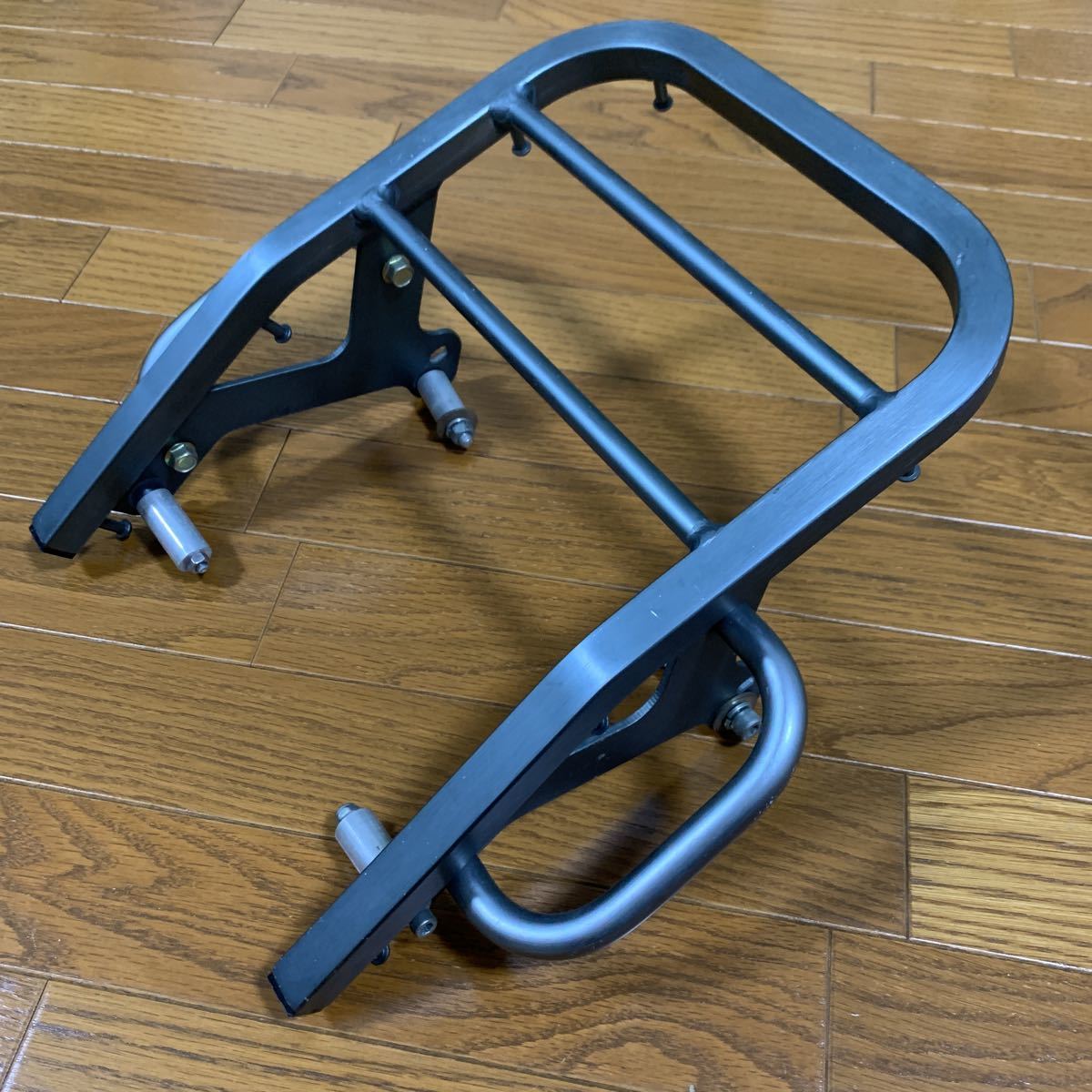 曲がり無 タカツ製 DR-Z400SM リアキャリア SK44A サイドアーム付 