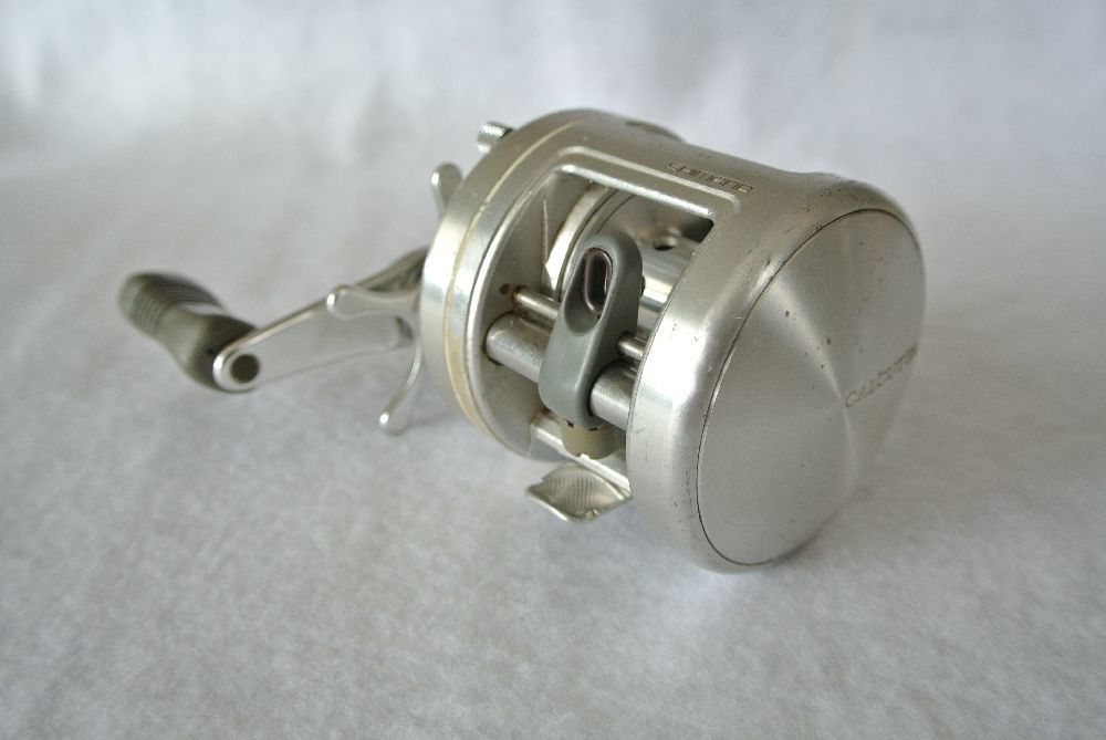 新品，お得 シマノ カルカッタ ２００ ① 彡(シマノ)｜売買されたオークション情報、yahooの商品情報をアーカイブ公開 - オークファン シマノ