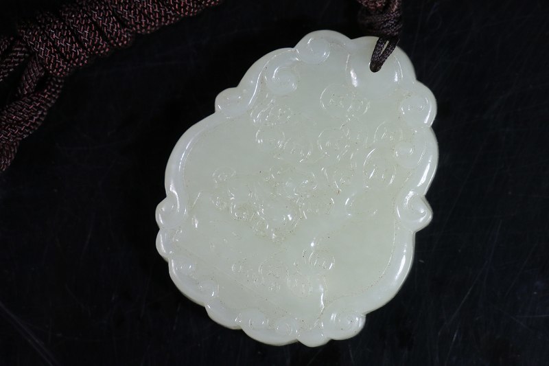 大得価，定番人気 清代 和田玉 招財進寶 開運 賞物 玉珮 長5cm A04D02A(東洋彫刻)｜売買されたオークション情報、yahooの商品情報をアーカイブ公開 - オークファン その他