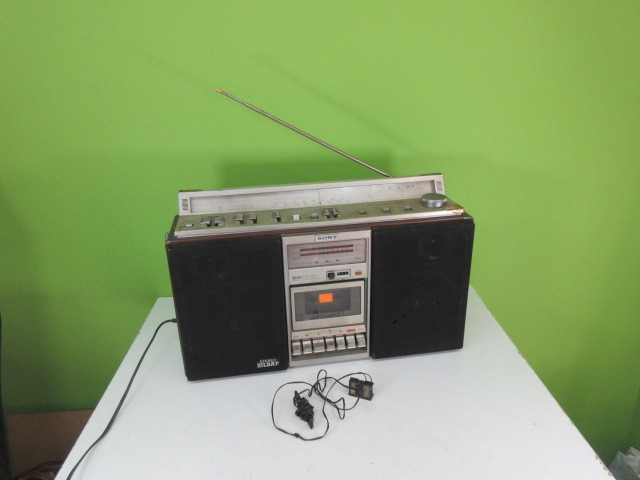 TKB-5 【ジャンク】 SONY ソニー FM/AMステレオラジオカセット STEREO