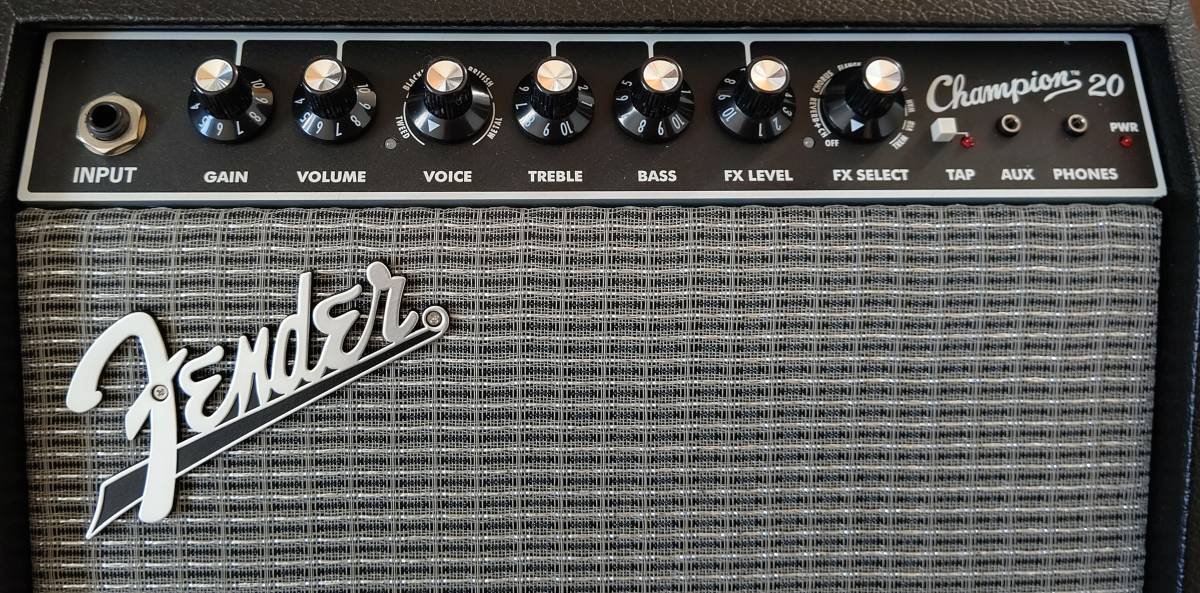 Fender Champion 20 ギターアンプ_3