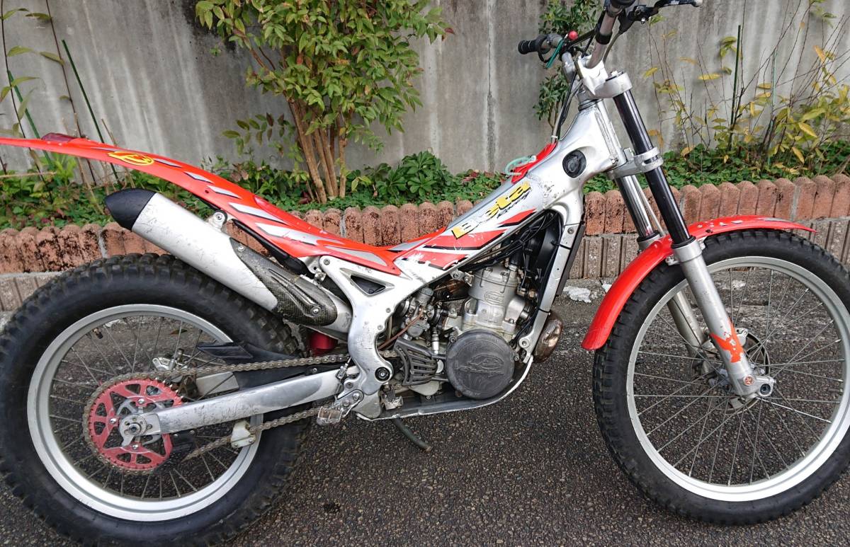 ベータ BETA beta Rev3 トライアル トライアルバイク 2004年型 250cc 