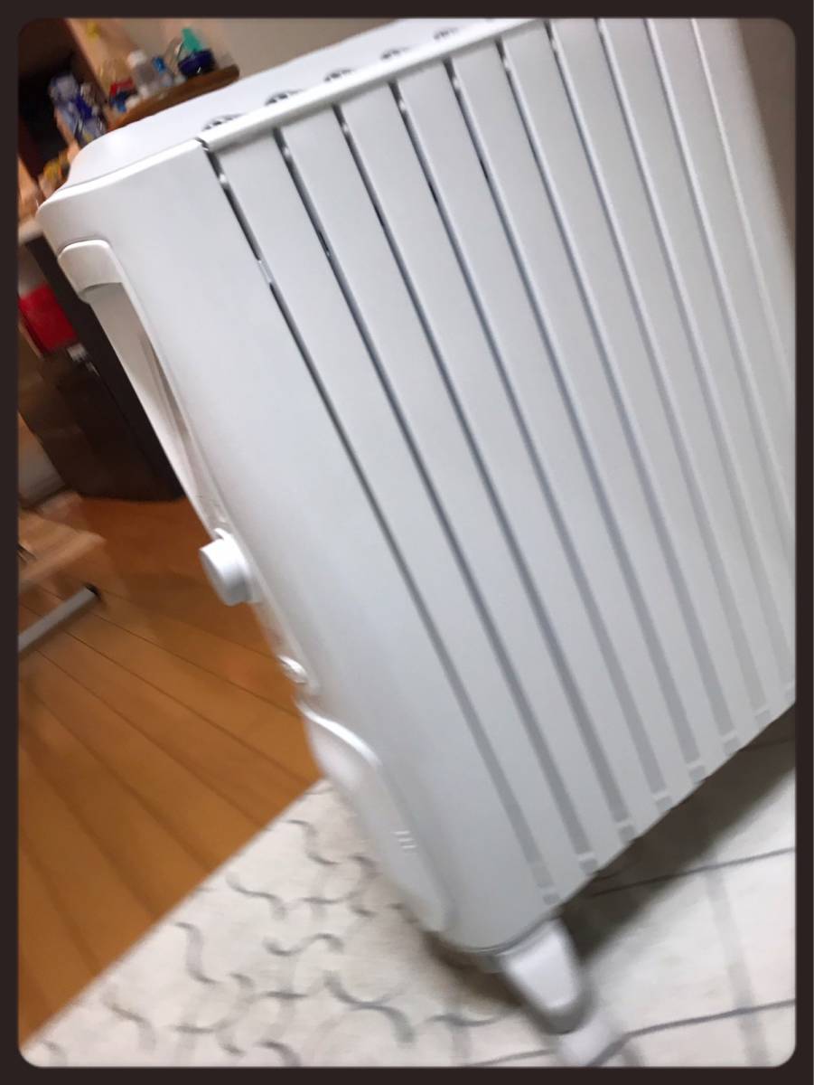 極美品】DeLonghi デロンギ オイルヒーター RHJ75V0915 オイルヒーター
