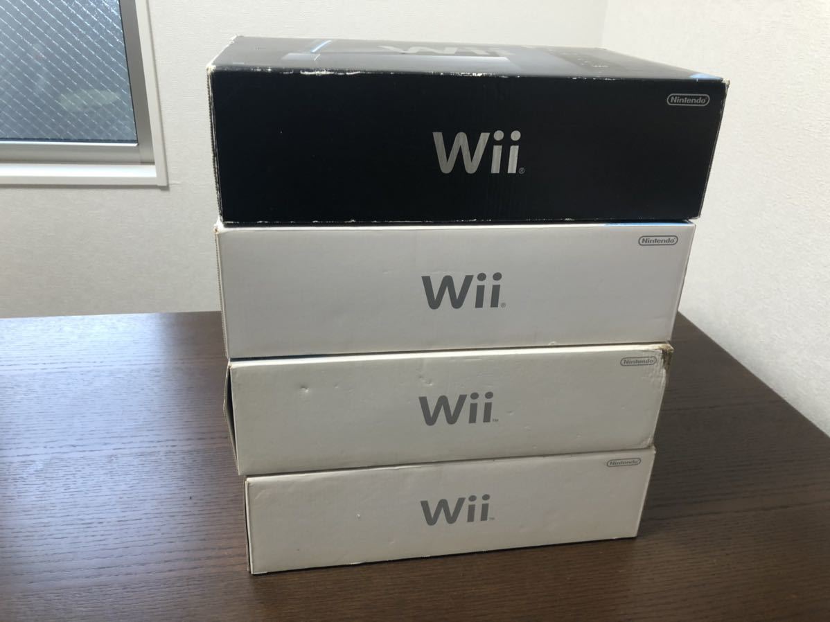 458472889.5