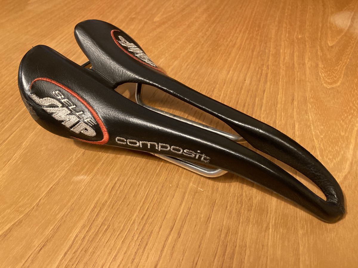SELLE SMP COMPOSIT BLACKカーボンレールサドル セラSMP ホワイト