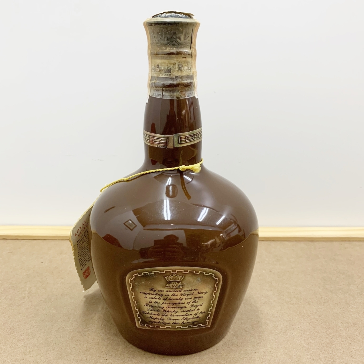 Chivas Brothers Royal Salute シーバス ブラザーズ ロイヤル サルート 21年 700ml 40 未開栓 スコッチ ウイスキー 茶 ブラウン スコッチ 売買されたオークション情報 Yahooの商品情報をアーカイブ公開 オークファン Aucfan Com