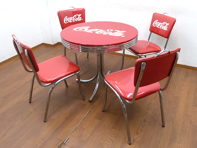 コカコーラ(Coca Cola)テーブル&椅子4脚セット その他公式ショップ限定