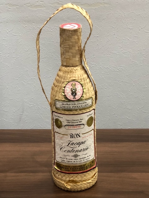 18895★お酒 RON Zacapa Centenario ロン サカパ センテナリオ 23年 ラム酒 750ml スピリッツ グァテマラ製　未開封 洋酒 古酒