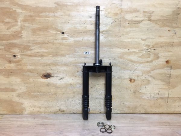 【新作入荷，最新作】 172-18 ホンダ トゥデイ AF61 フロントフォーク ステム 一式 HONDA Today 4スト キャブ車 初爆OK レストア リペアに 検 ディオ チェスタ(フロント)｜売買されたオークション情報、yahooの商品情報をア ホンダ用