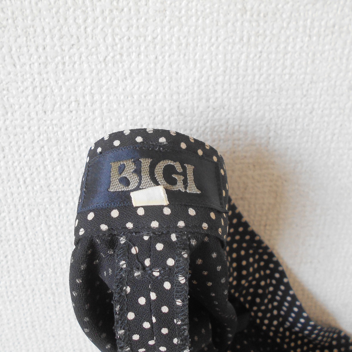 ビギ BIGI レディース 用 水玉 柄 レトロ な シルエット の お洒落 な 