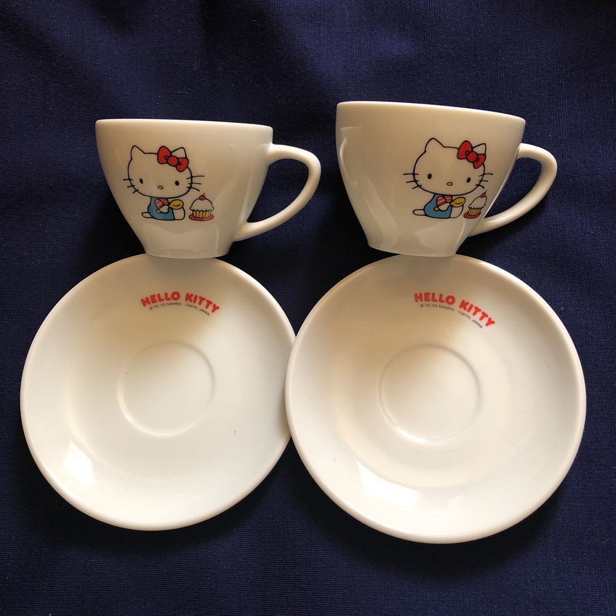激レア非売品 サンリオ2003年製 ハローキティ 陶器カップ&ソーサー 2
