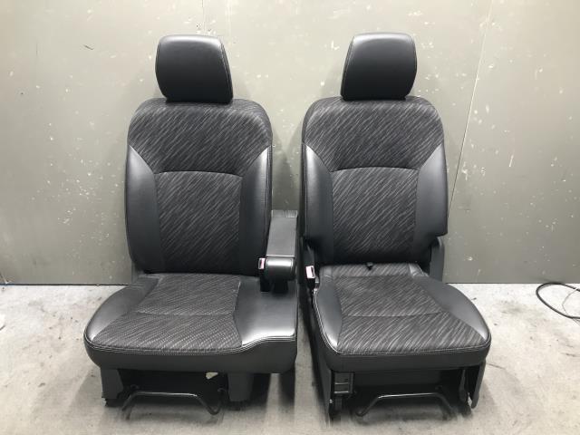 スペーシア DBA-MK32S フロントシート左右セット 運転席側シート 助手席側シート 左右 セット