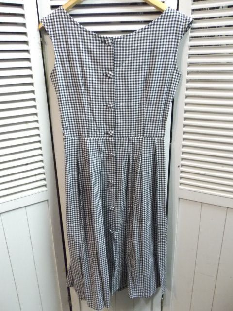 Agnes B アニエスベー ワンピース ギンガムチェック ブラック ホワイト 日本製 ワンピース ロング 売買されたオークション情報 Yahooの商品情報をアーカイブ公開 オークファン Aucfan Com